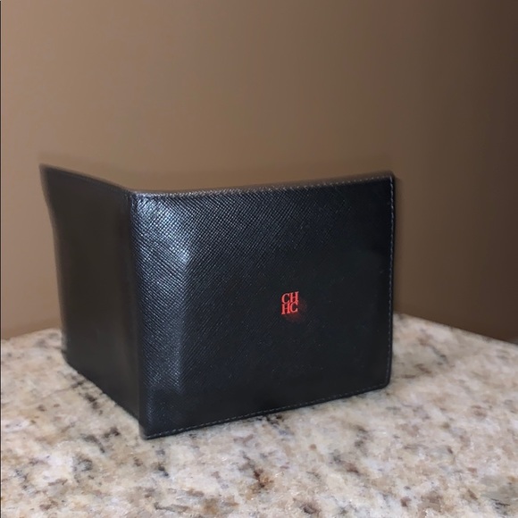 Carolina Herrera Wallet AUTHENTIC - Picture 3 of 4